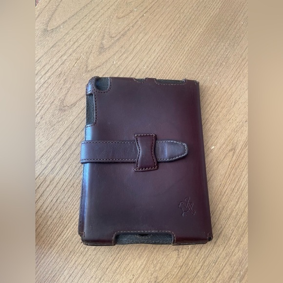 COPY - Saddleback leather mini iPad case - Picture 5 of 14
